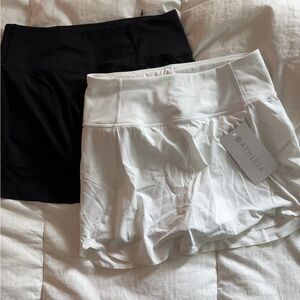 Athleta set of 2 Run With It 14” Skort (black & white)